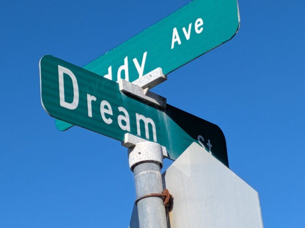 A picture of a stream called "dream." Some wonder to Monetize a Small Email List (Under 1k Subs)